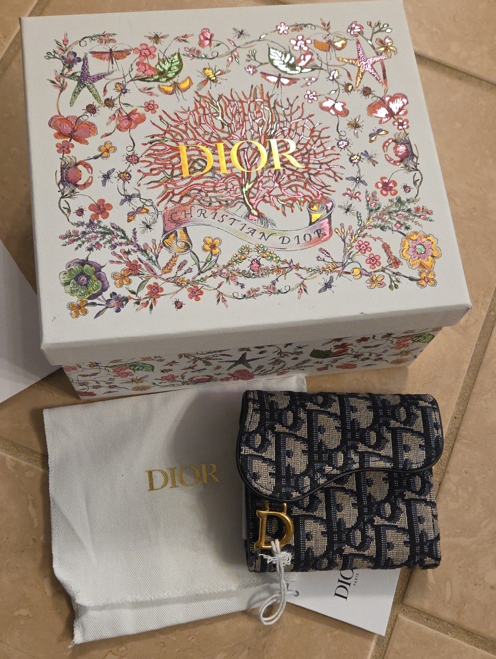Authentic Christian Dior Saddle Lotus Wallet in the iconic Navy & Beige Oblique